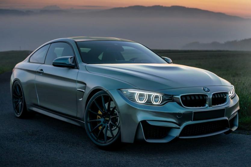 Monthly Car Lift Service in Dubai and Abu Dhabi